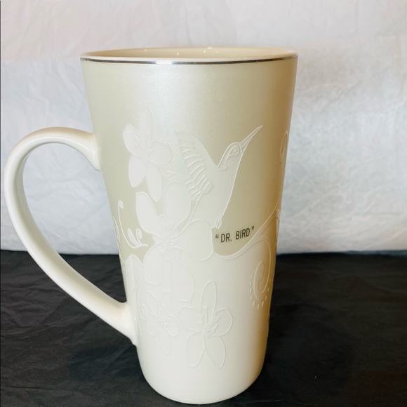 Delicate cream mug with Jamaica map (00299) - Picture 2 of 6